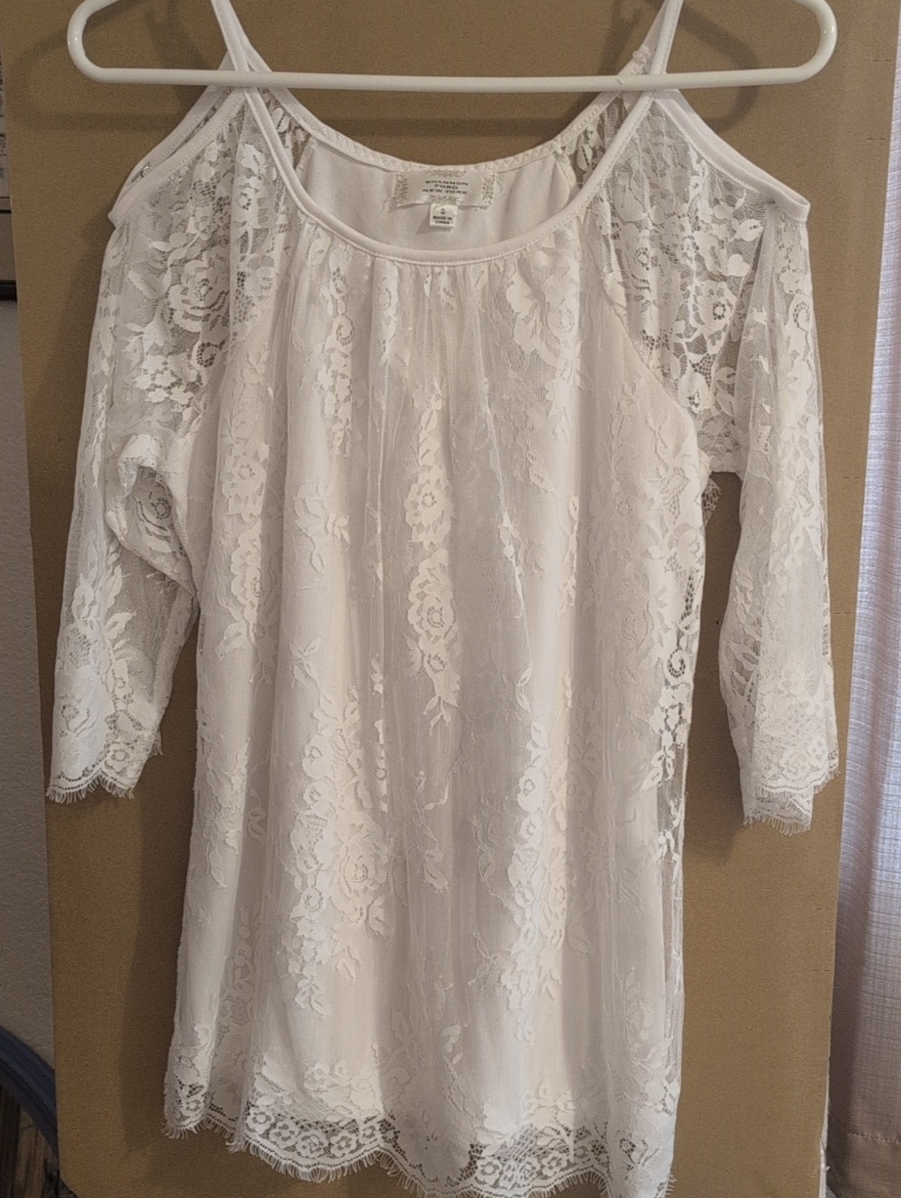 White Lace Cold-Shoulder Tunic Top
